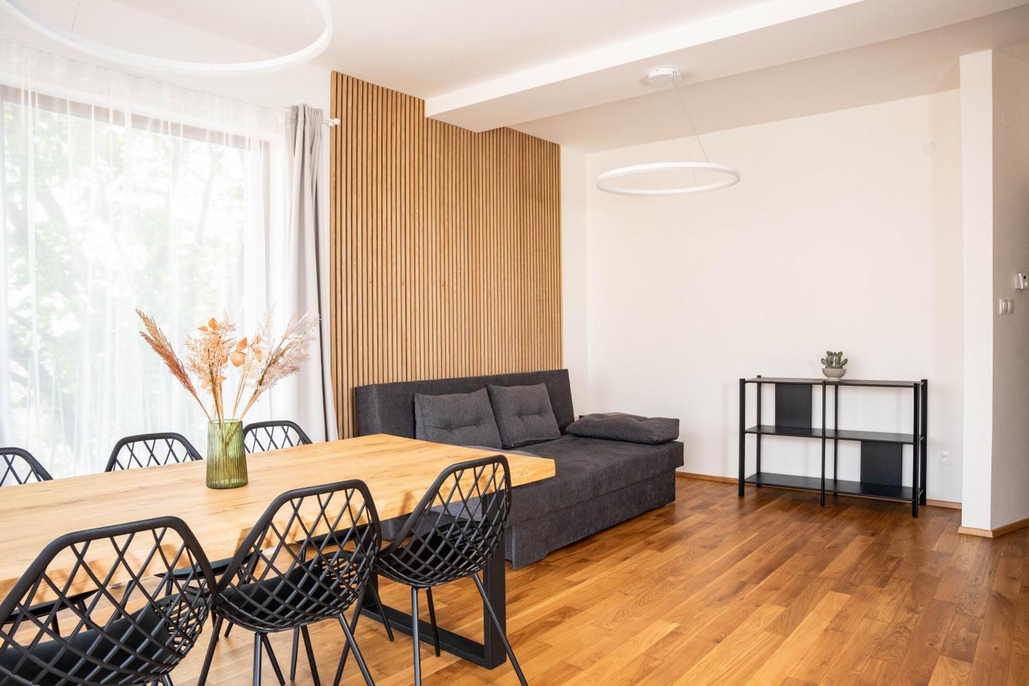 Hotel Sharingham Brno Esterno foto